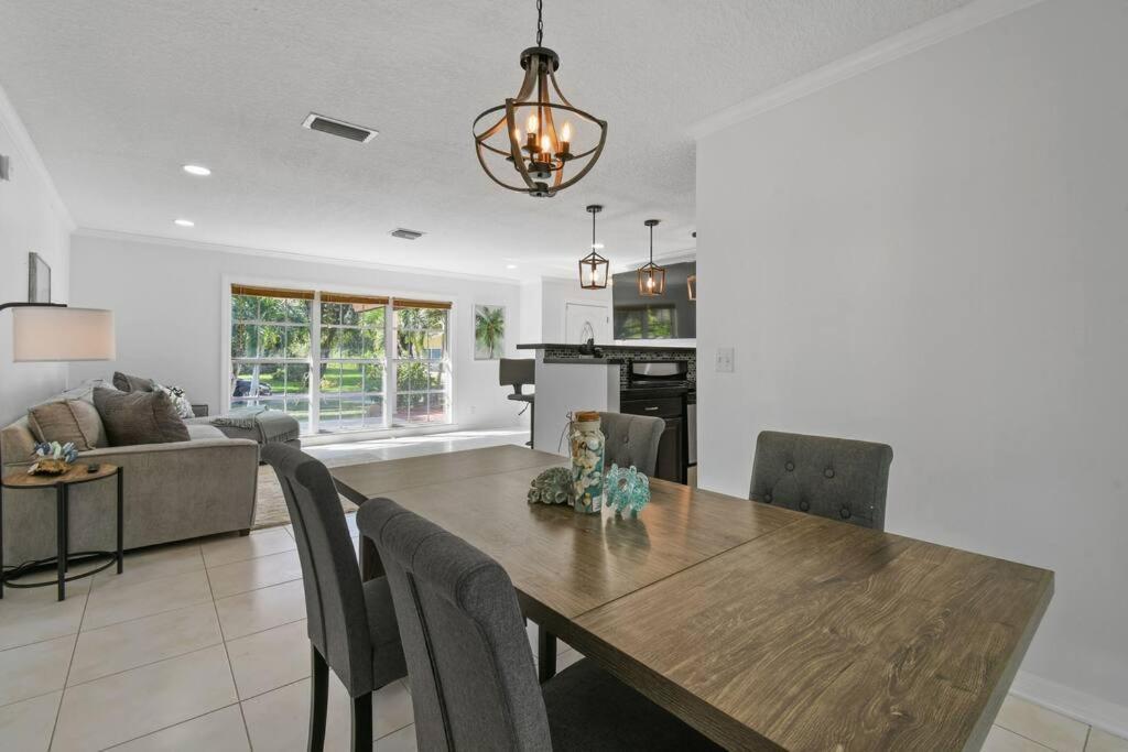 Tropical Beach & Lakefront Home West Palm Beach Esterno foto